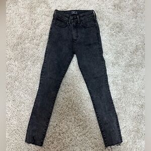 Abercrombie & Fitch Ultra High Rise Skinny
